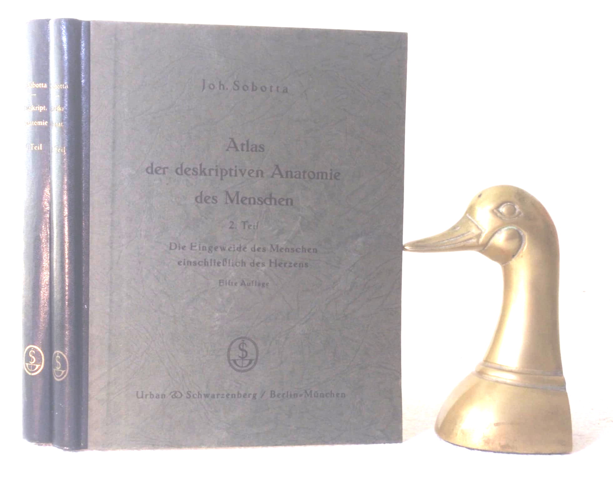 Atlas der deskriptiven Anatomie des Menschen. I. Teil. Knochen, Bnder, Gelenke, Muskeln und Regionen des menschlichen Krpers. II. Teil. Abteilung: Die Eingeweide des Menschen einschlielich des Herzens. III. Teil. Systema vasorum II. systema nervorum, organa sensuum, integumentum commune (Das Gefafal