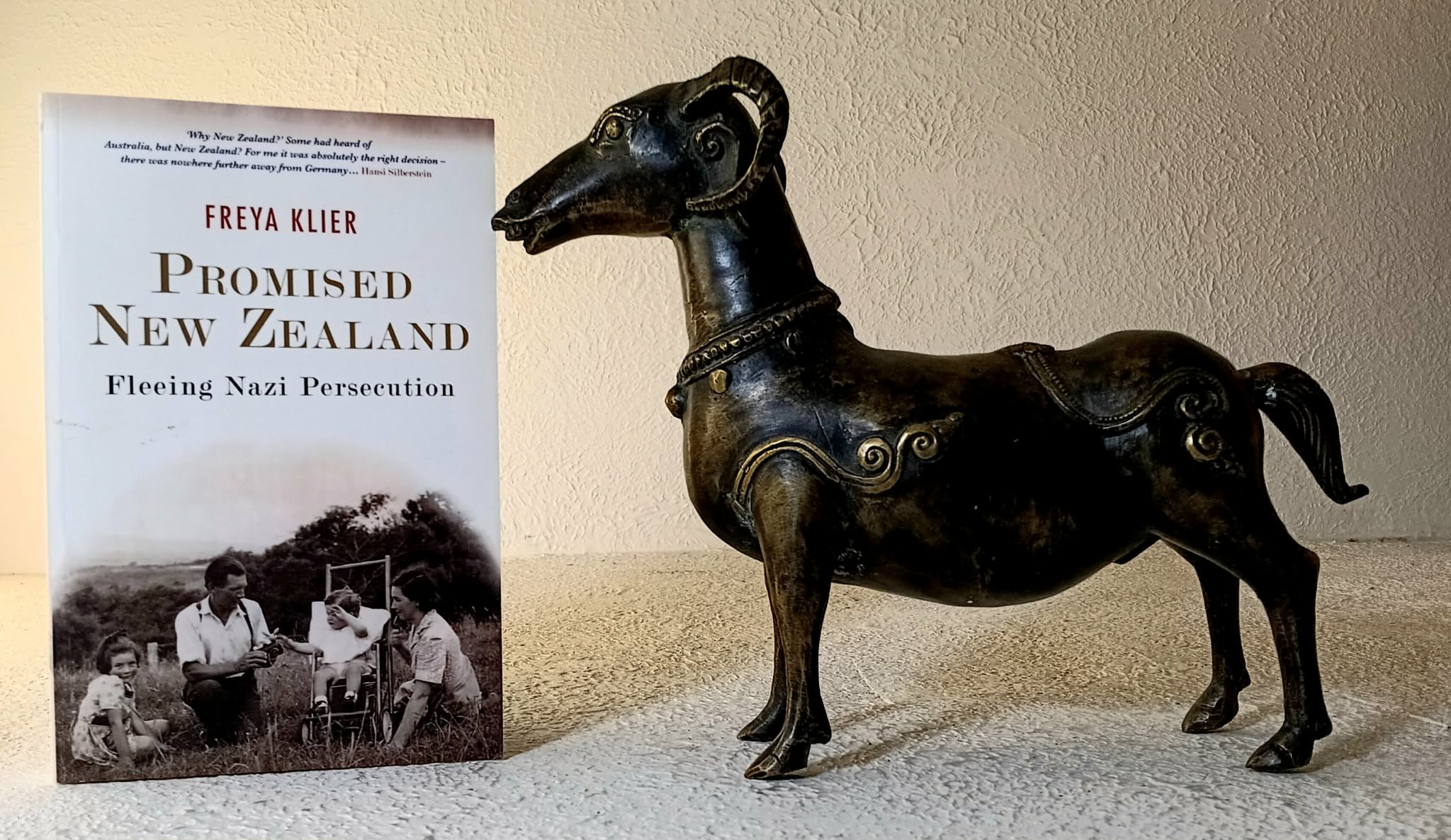 Promised New Zealand: Fleeing Nazi Persecution