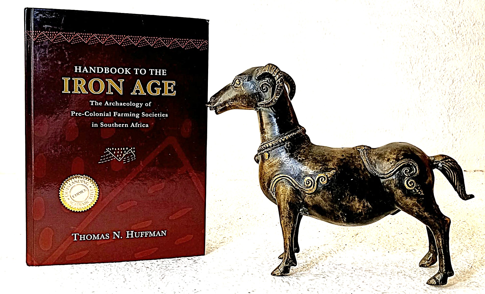 Handbook to the Iron Age: The Archaeology of Pre-Colonial Farming Societies in Southern Africa