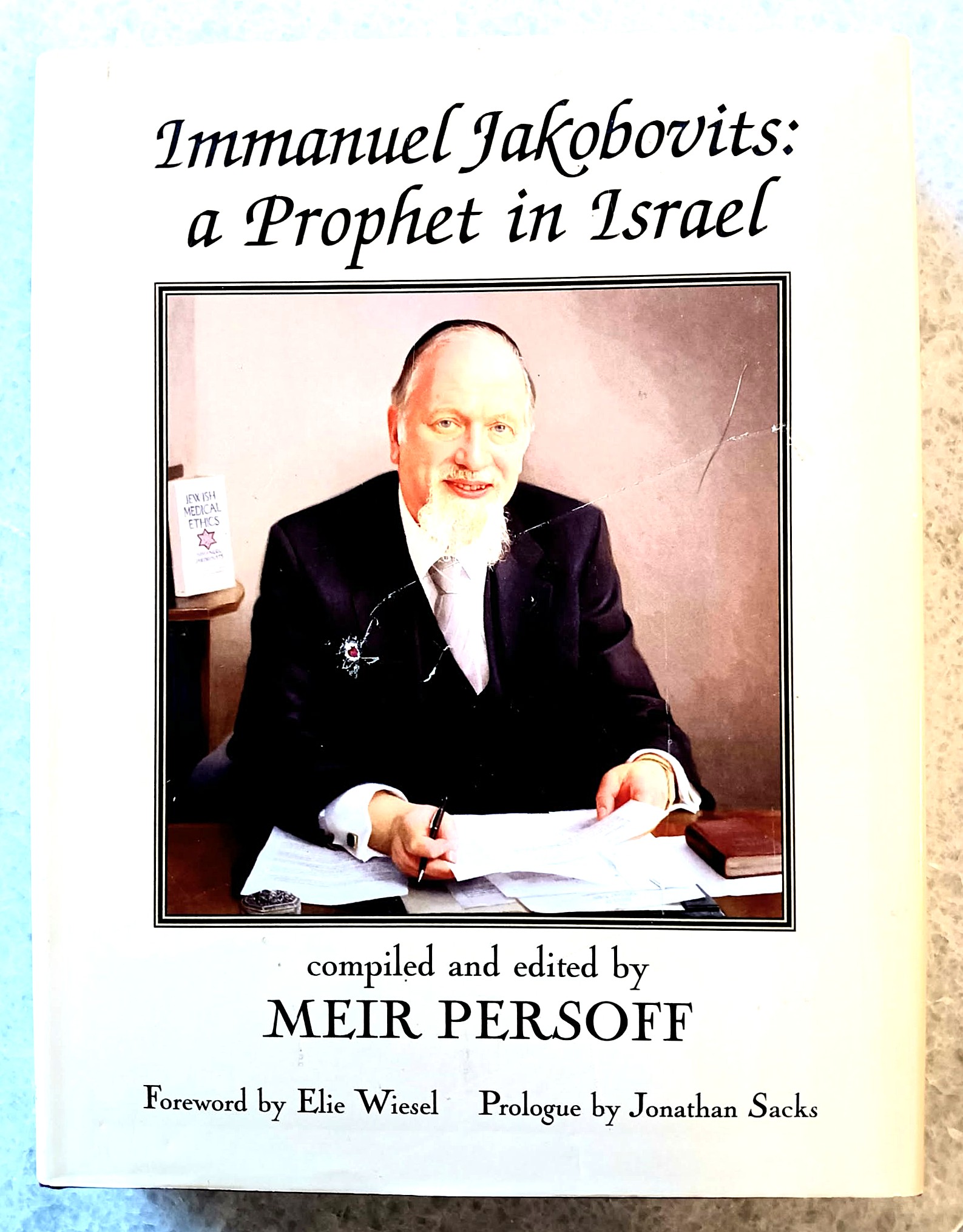 Immanuel Jakobovits: A Prophet in Israel