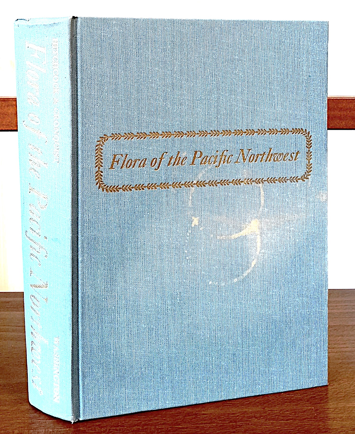 Flora of the Pacific Northwest: an illustrated manual