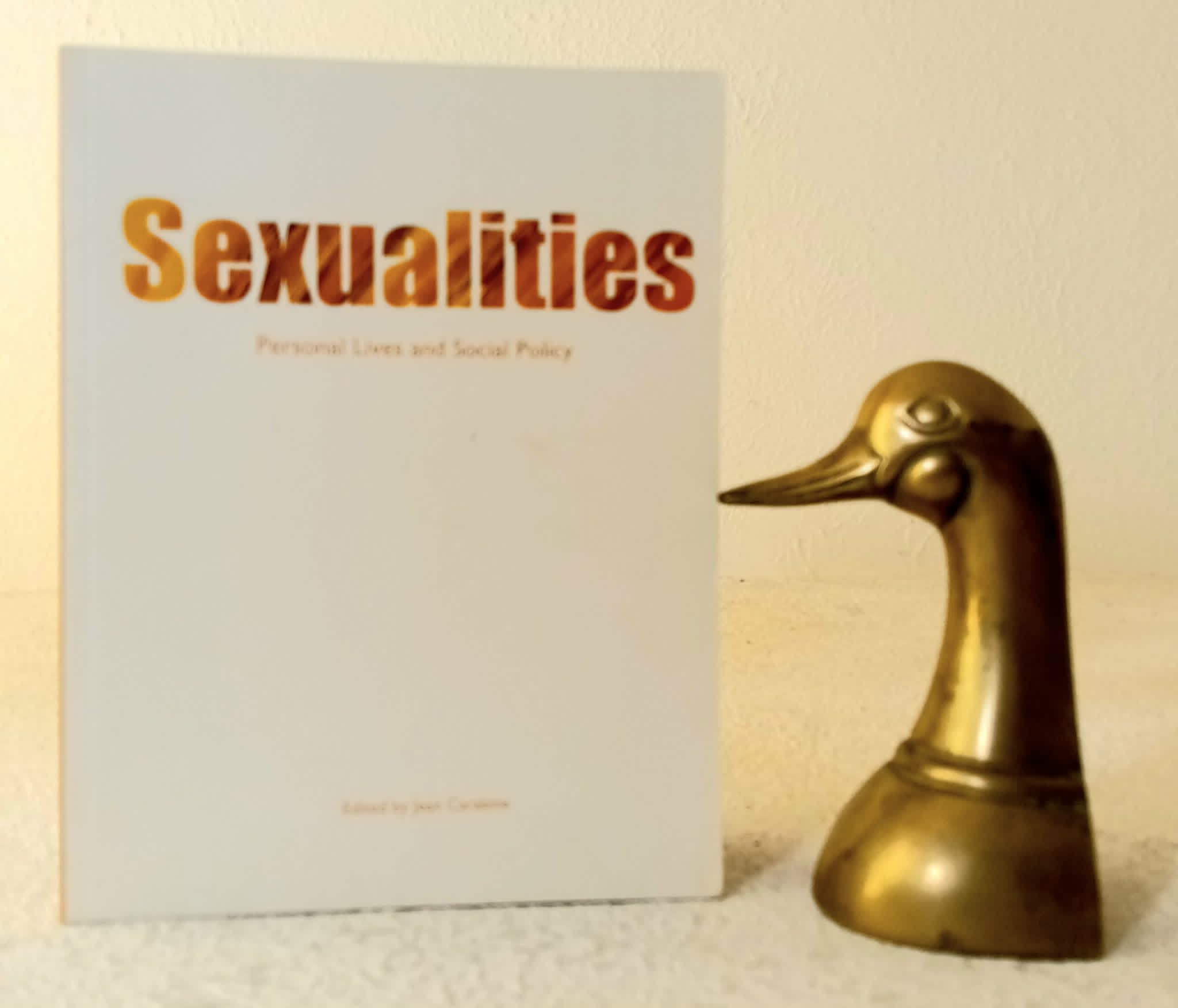 Image for Sexualities: personal lives and social policy Sexualities: personal lives and social policy