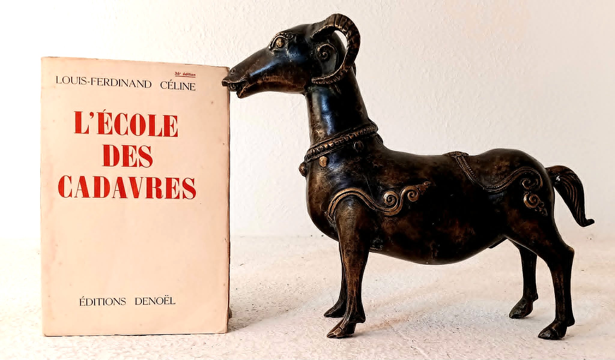 Image for L'Ecole des Cadavres L'Ecole des Cadavres