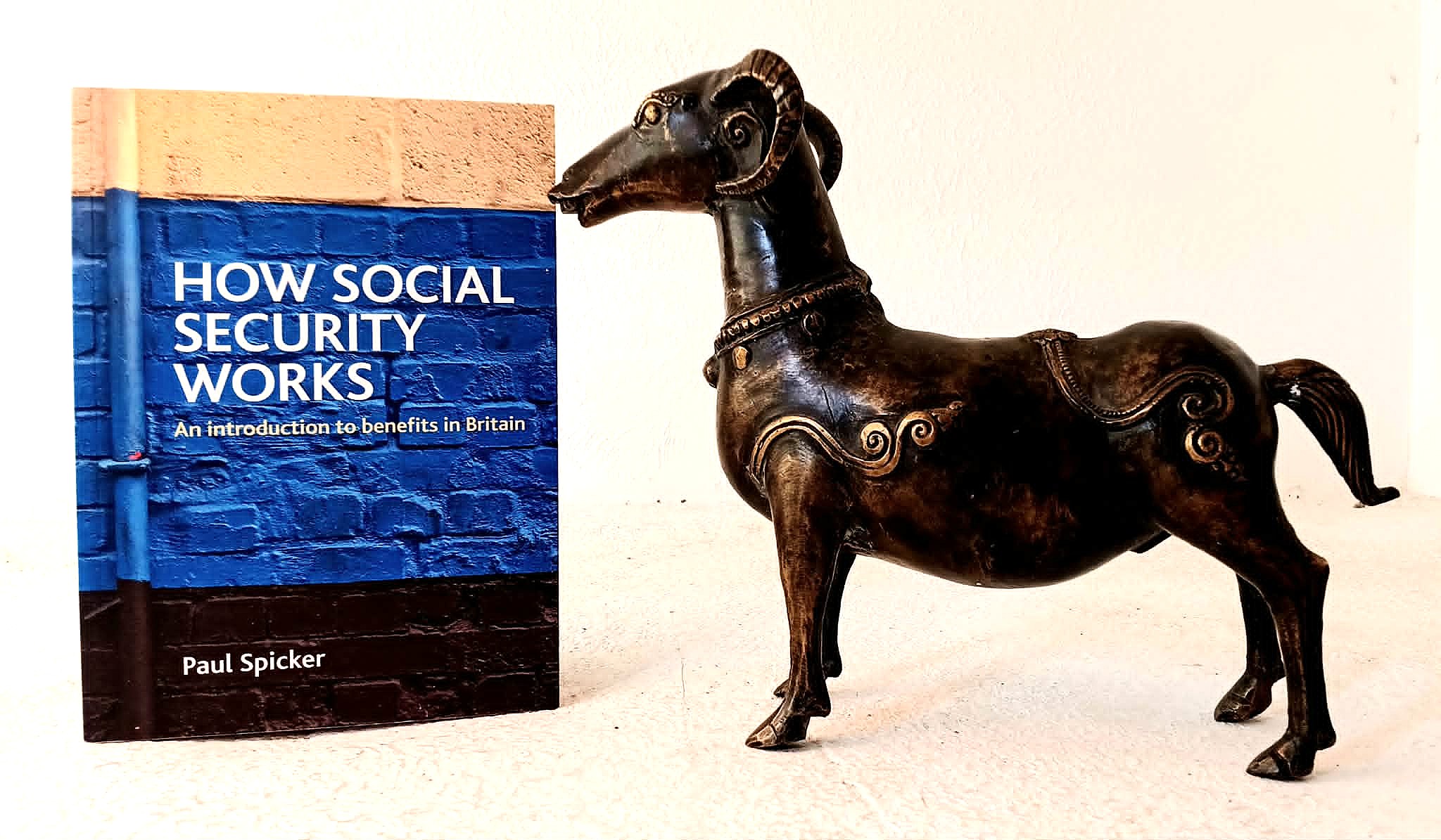 Image for How Social Security Works: An Introduction to Benefits in Britain How Social Security Works: An Introduction to Benefits in Britain
